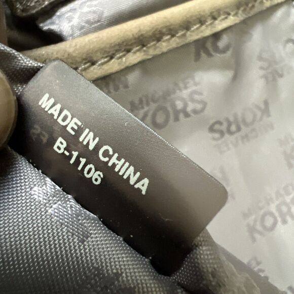 Michael Kors Quilted Lamb Leather Shoulder Handbag Gold Lame 2 Way Chain Strap - Picture 14 of 15